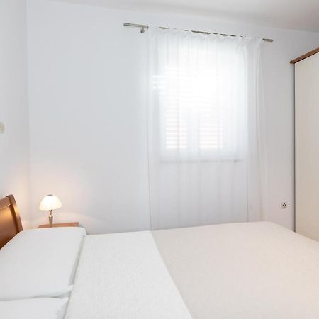 Apartments Bella Vista Крк Экстерьер фото